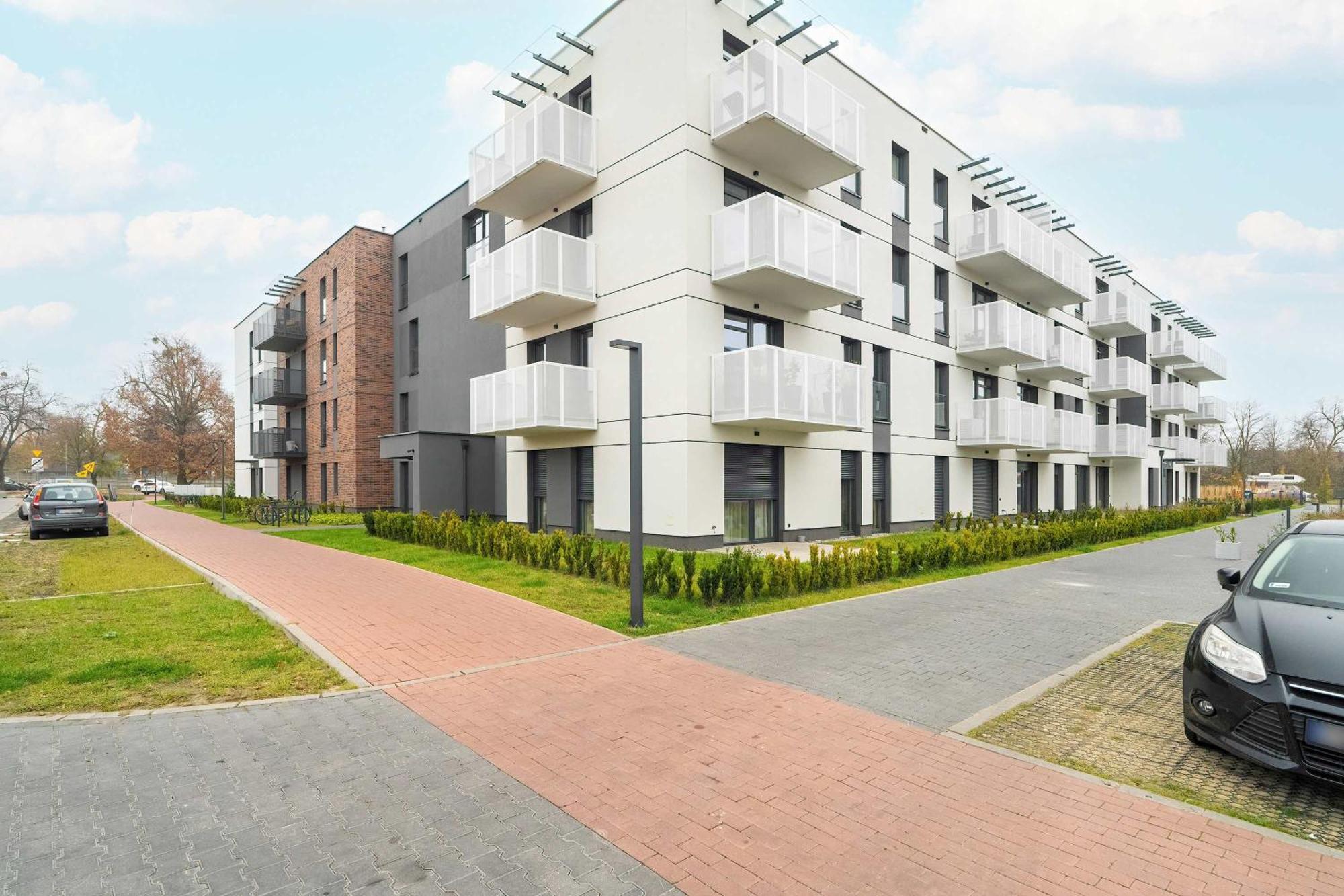Apartment Jasny Blisko Lotniska Lawica W Poznaniu By Renters